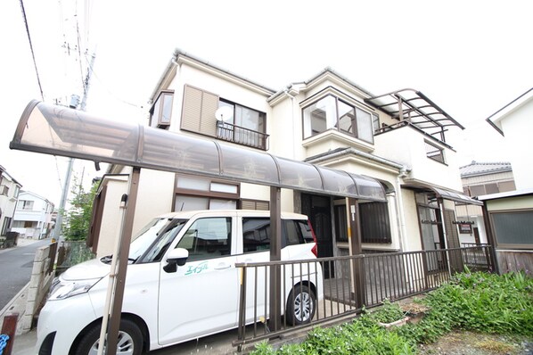 アパマン武州長瀬駅戸建ての物件外観写真